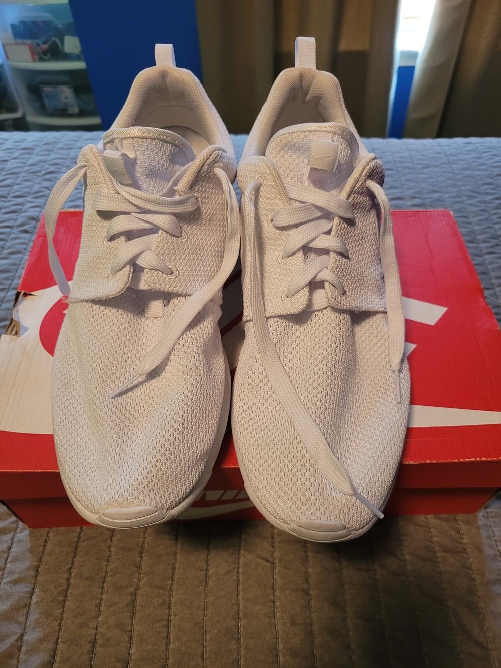 Men's Nike Roshe One White Sneakers
